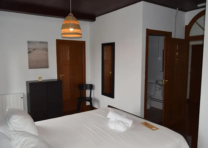 Gasthuis Monasterio De 4*