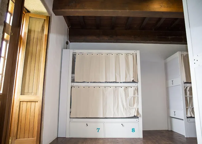 Gasthuis Monasterio De 4*