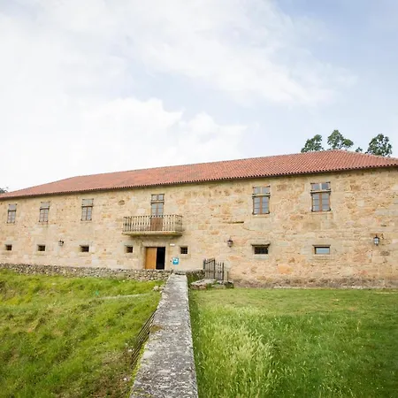 Monasterio De 4*