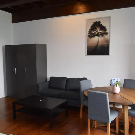 Monasterio De Penzion Moraime